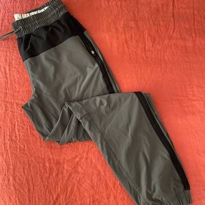 Lulu Lemon joggers